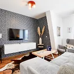 Mistral By Baltic * سفينويتشي
