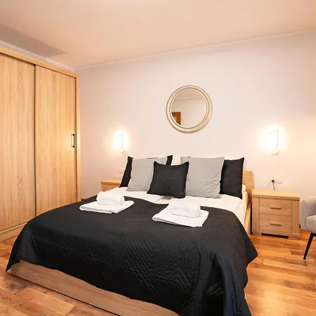 Apartment Villa Mistral By Baltic Home *